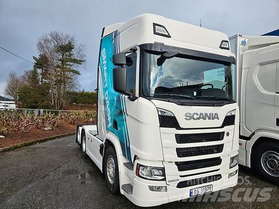 Scania R560 A6x2NB 中古トラクターヘッド | トレーラーヘッド