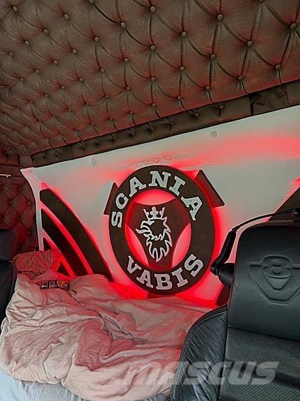 Scania R580 中古トラクターヘッド | トレーラーヘッド