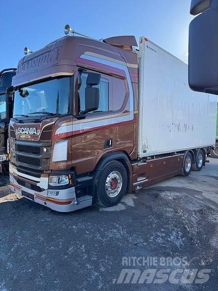 Scania R650B6X2NB ボックスボディー、ウイング、箱車