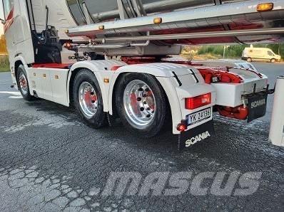 Scania S650A6X2NB 中古トラクターヘッド | トレーラーヘッド