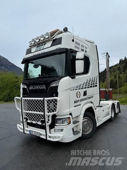 Scania S730 6x2 中古トラクターヘッド | トレーラーヘッド