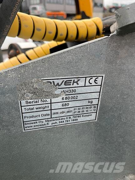 Snowek AH 330 その他道路と除雪の機械