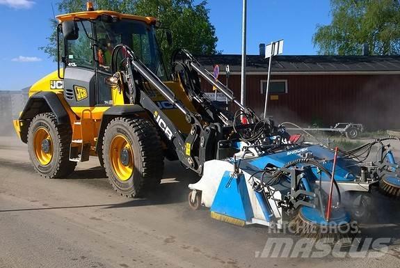 Snowek K 180 その他道路と除雪の機械