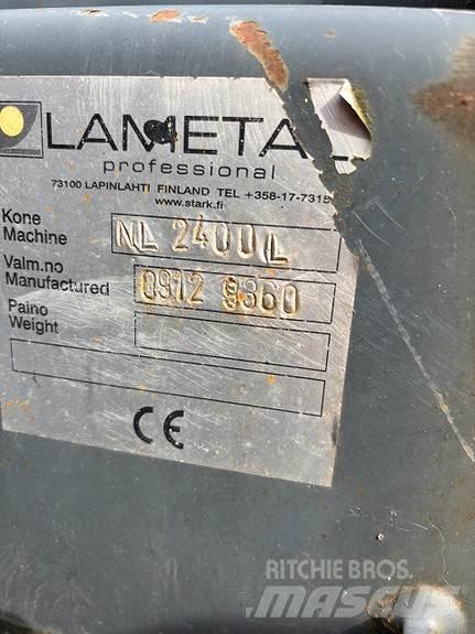 Stark NL2400L スノーブレードとプラウ