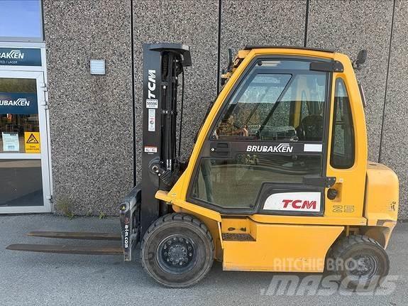 TCM FD25 ディーゼル・軽油