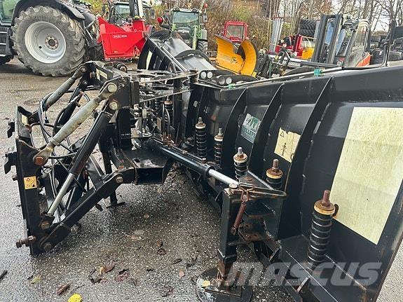  TELLEFDAL K-70 340 その他道路と除雪の機械