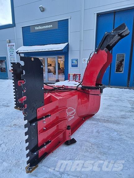 Tokvam  その他道路と除雪の機械