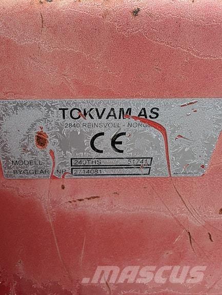 Tokvam 240 ths その他道路と除雪の機械