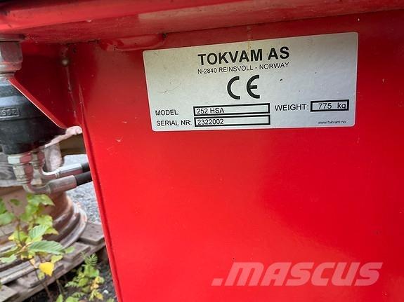Tokvam 252 snøfres 除雪機