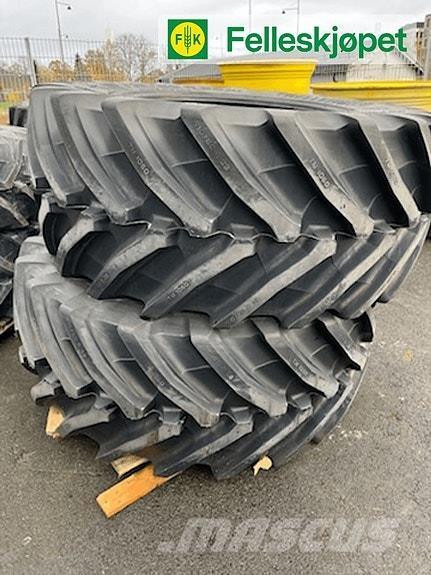 Trelleborg TM1060 トラクター