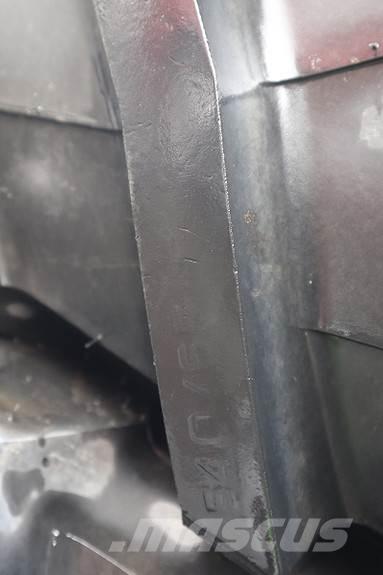 Trelleborg TM800 タイヤ、ホイル、リム
