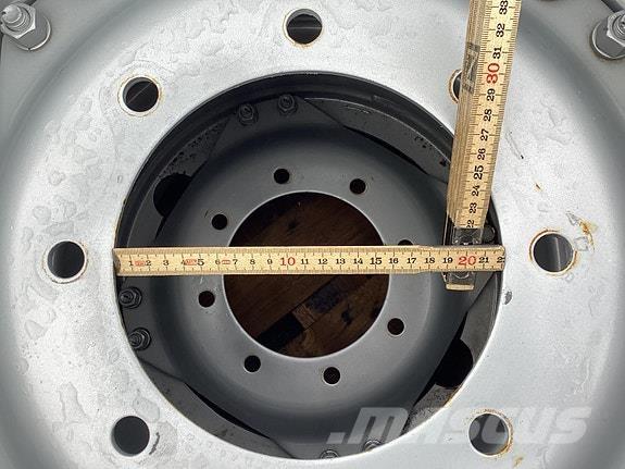 Trelleborg TM800 農業機械 -　その他