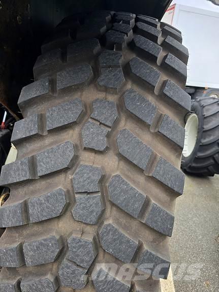 Valtra 6400 トラクター