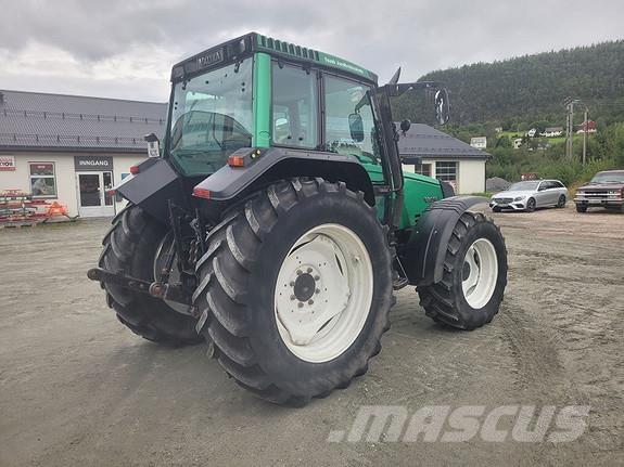 Valtra 6750-4 トラクター