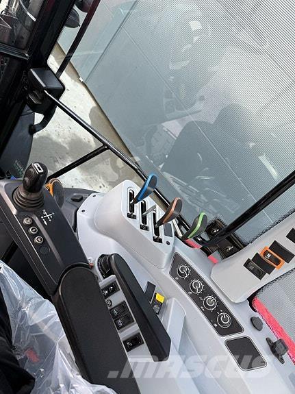 Valtra A95 トラクター