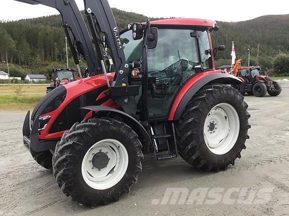 Valtra A95 トラクター
