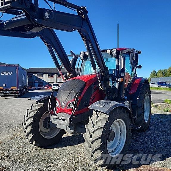 Valtra N-104 トラクター