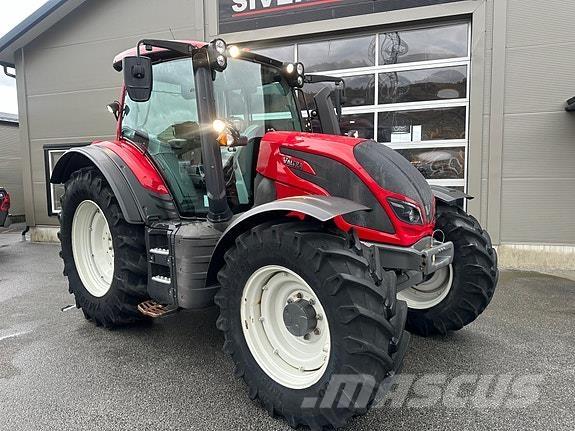 Valtra N 174 VERSU トラクター