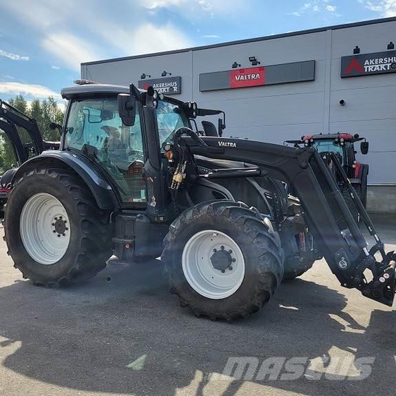 Valtra N104H5 トラクター