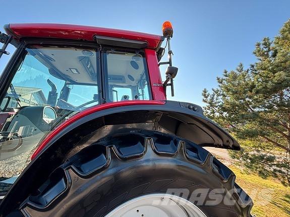Valtra N123H トラクター