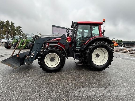 Valtra N123H トラクター