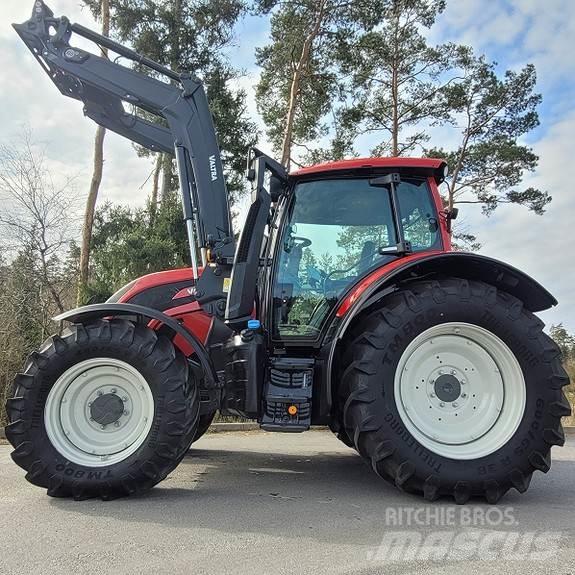 Valtra N155 Direct トラクター