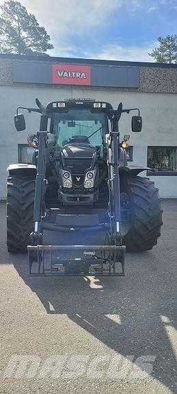 Valtra N163 トラクター