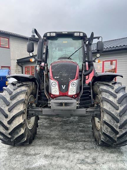 Valtra N163 トラクター