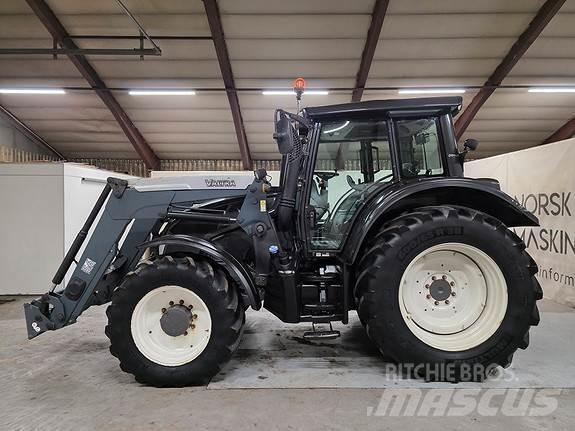 Valtra N163 Direct トラクター