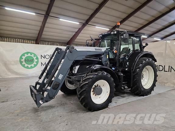 Valtra N163 Direct トラクター