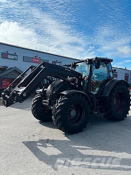 Valtra N174 Direct トラクター