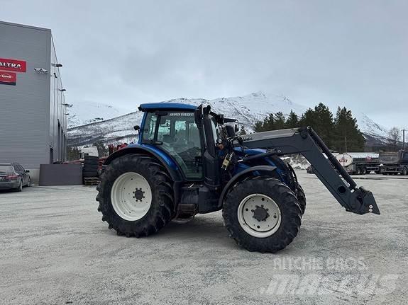 Valtra N174D トラクター