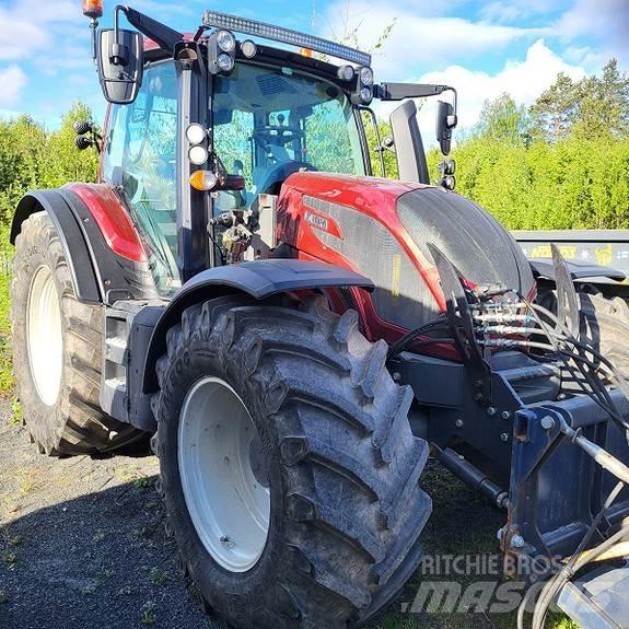 Valtra N174D トラクター