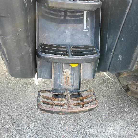 Valtra N174D トラクター