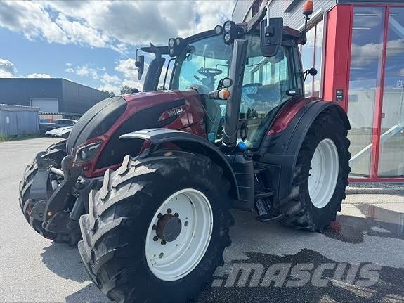 Valtra N174D トラクター