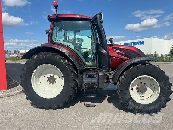 Valtra N174D トラクター