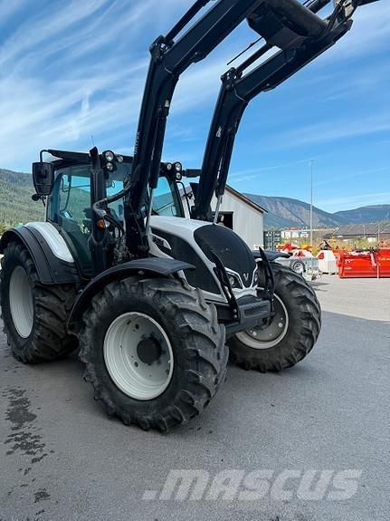 Valtra N174D トラクター