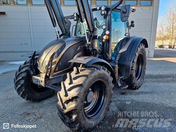 Valtra N175 トラクター