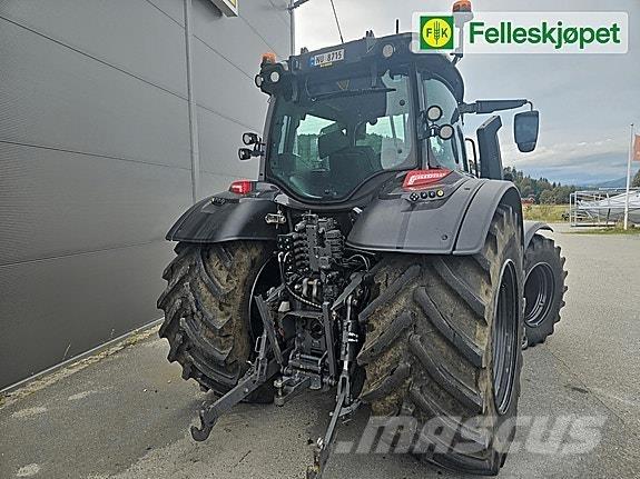 Valtra N175 トラクター