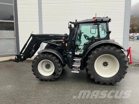 Valtra N175D トラクター