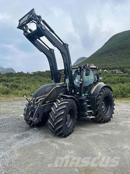 Valtra Q305 トラクター