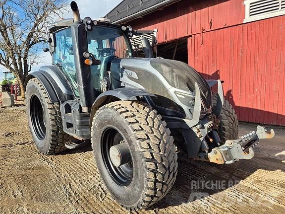 Valtra T 234 Versu トラクター