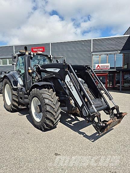 Valtra T 234 Versu トラクター