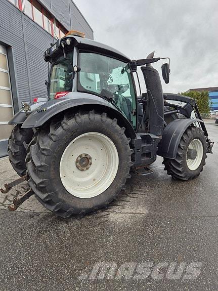 Valtra T 234 Versu トラクター