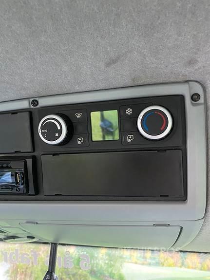 Valtra T174D トラクター