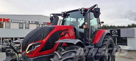Valtra T175ED トラクター