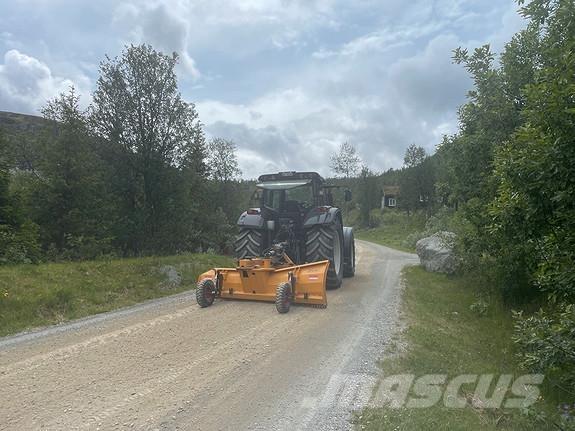Valtra T203 トラクター