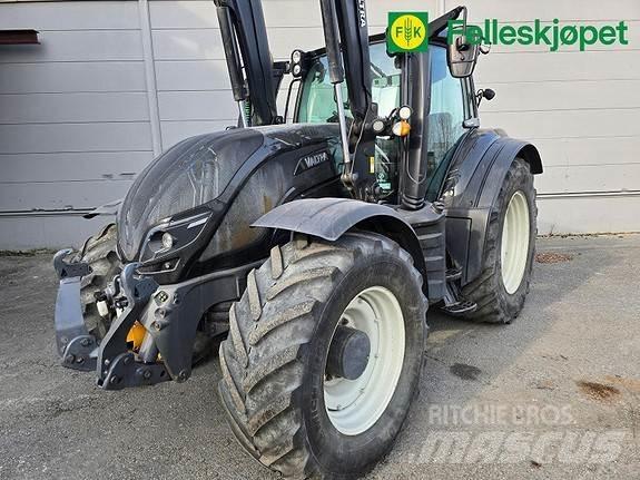 Valtra T234 トラクター