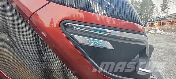 Valtra T234 トラクター