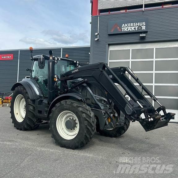 Valtra T234 Direct トラクター